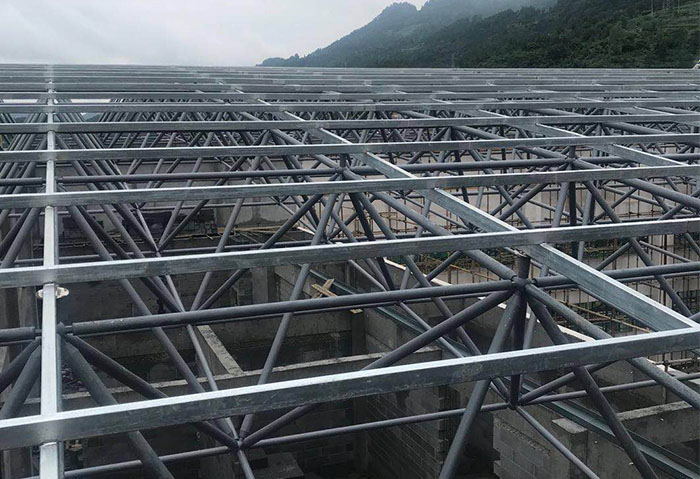 马鞍山仁怀冠英学校艺体楼网架